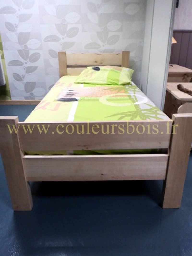 Lit enfant artisanal de Couleurs bois Lit artisanal, mobilier sur-mesure, de Couleurs bois